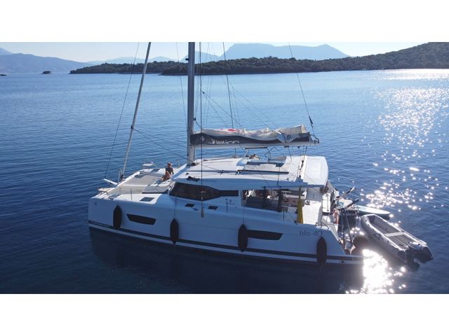 Fountaine Pajot 40 First Step