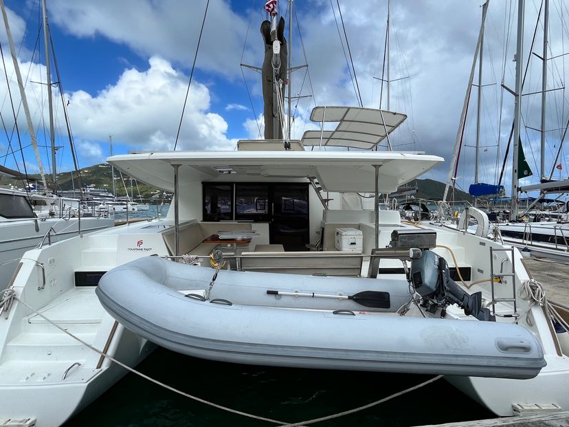 Fountaine Pajot 44 Full Moon II