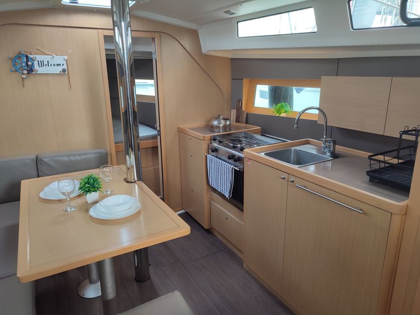 Beneteau 38 Zografia