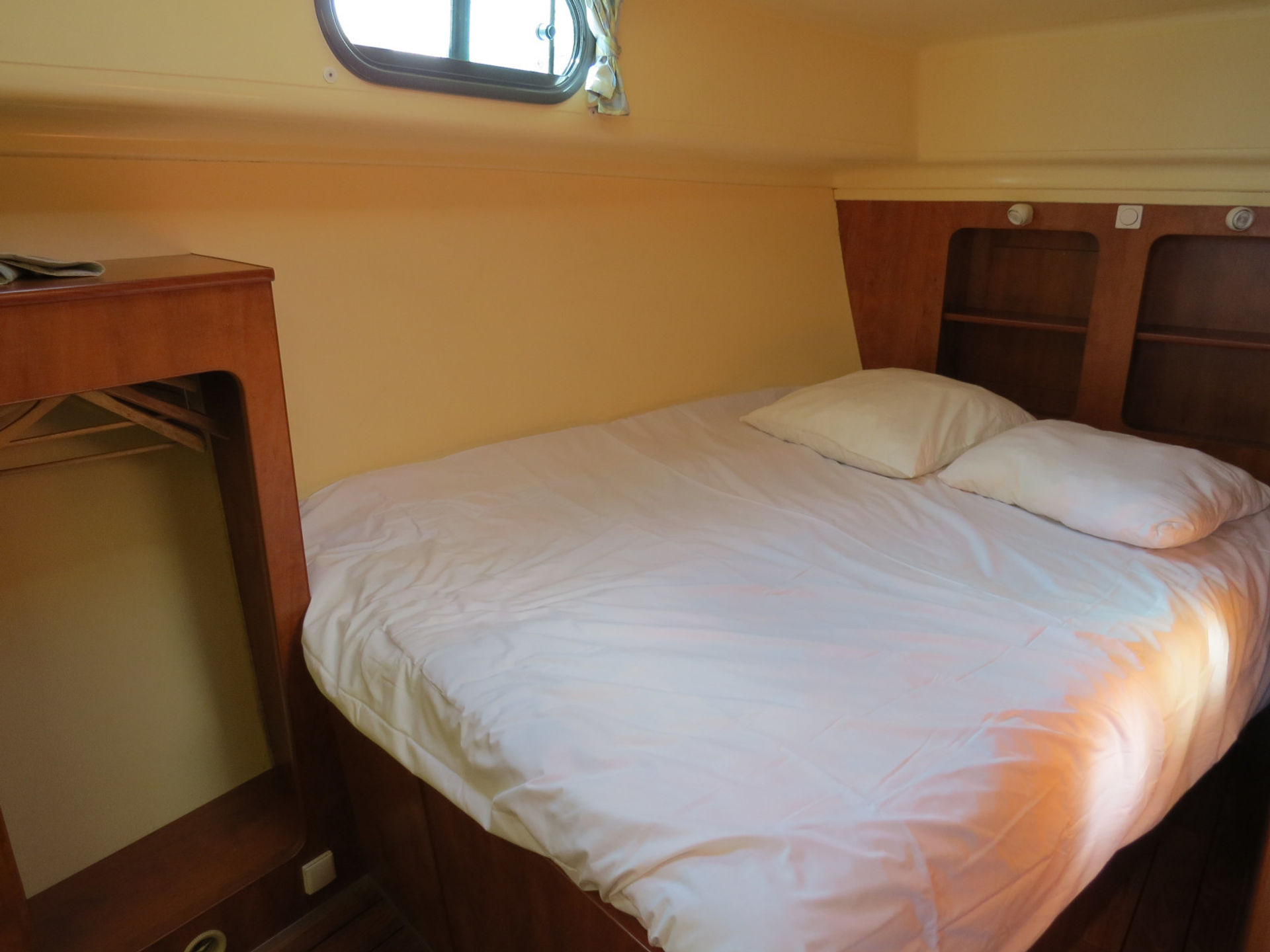 7216253400000107836_QuattroB_interior.jpg
