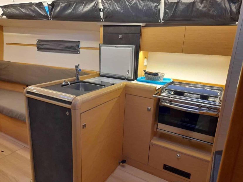 Jeanneau 49 Anatema