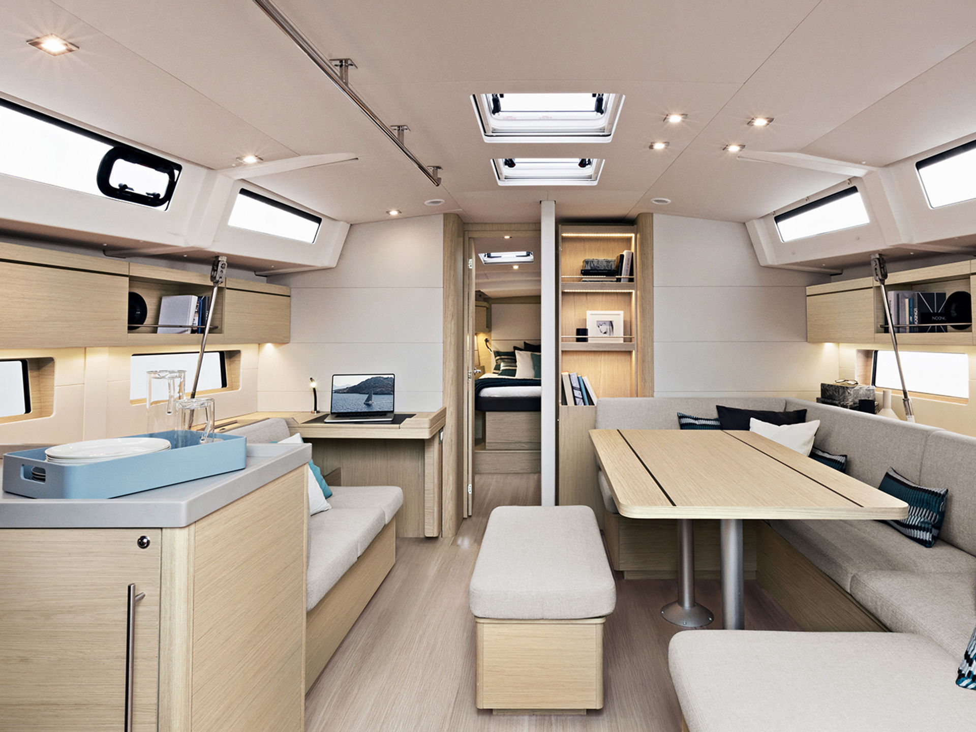 7220524430000100098_Oceanis46.1_interior.jpg
