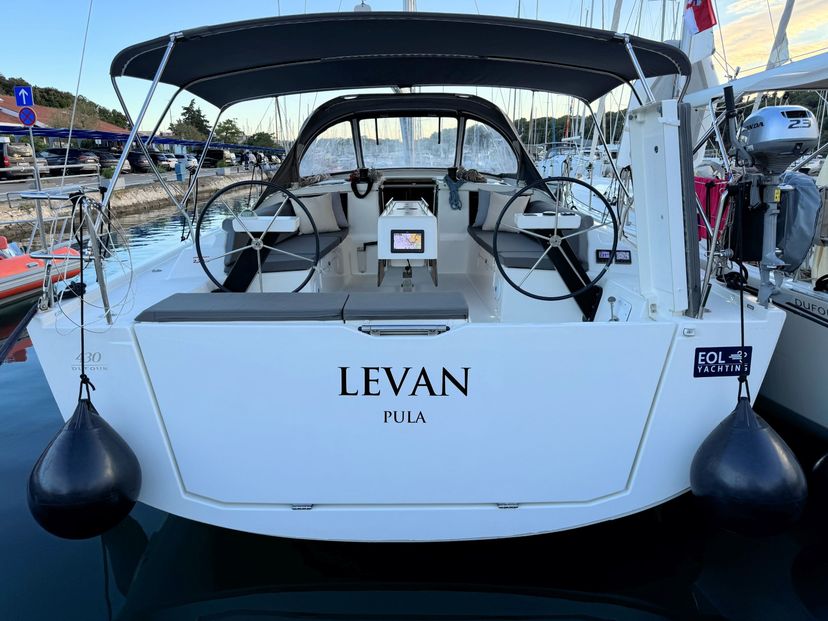 Dufour Yachts 43 Levan