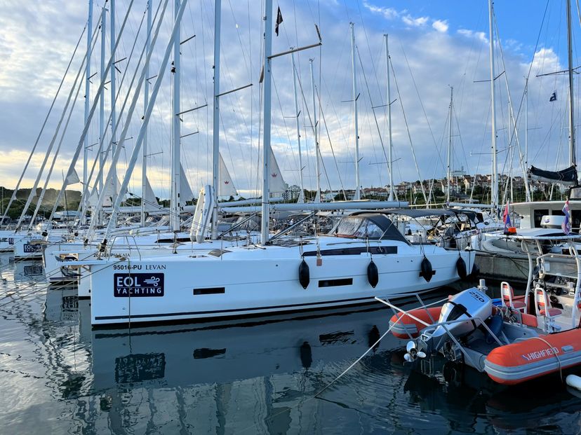 Dufour Yachts 43 Levan