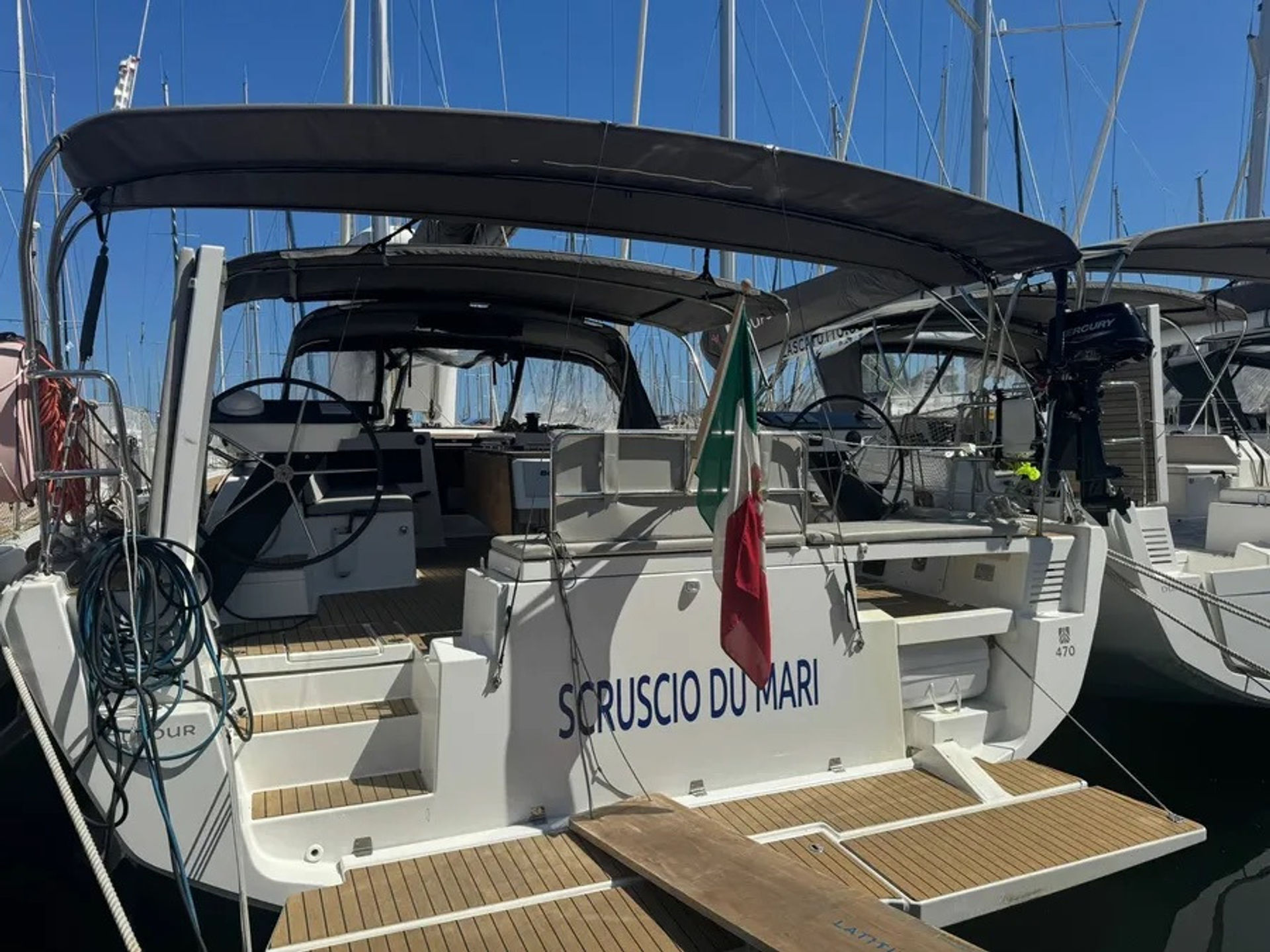 7230559020000107771_Dufour_470S_main.jpg