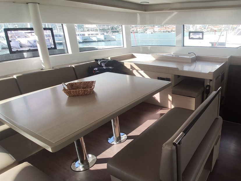 Lagoon 51 Euphoria IV
