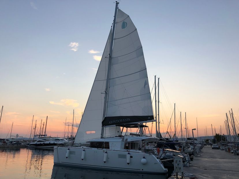 Lagoon 45 ARISTOFANIS