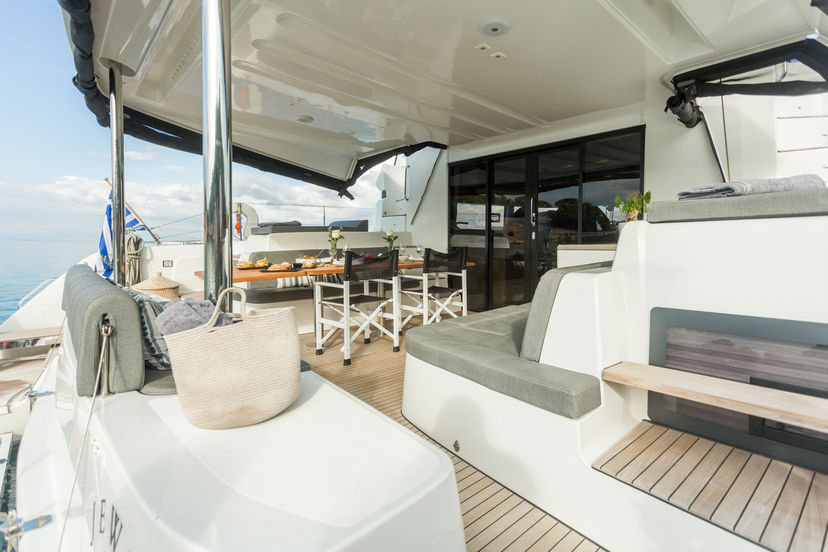 Lagoon 51 JEWEL