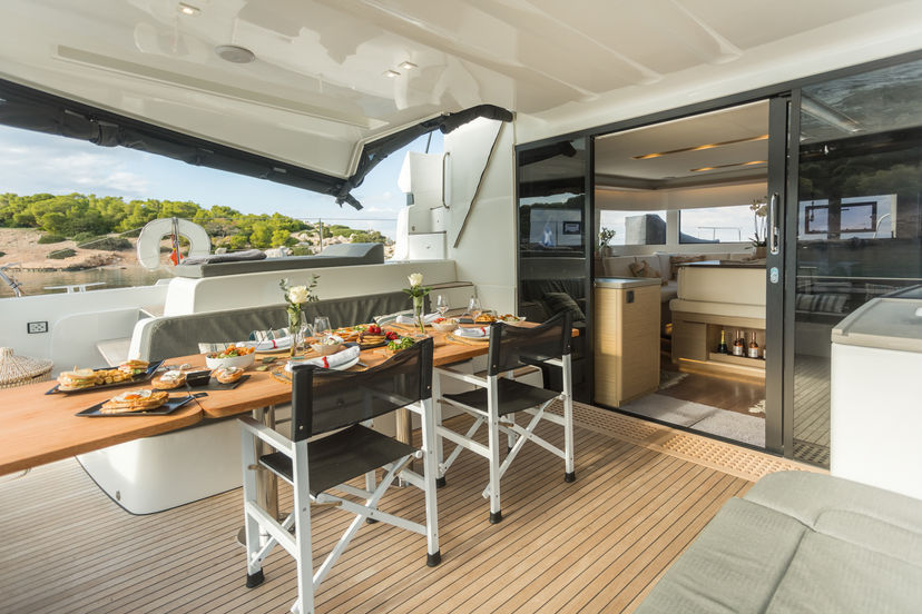 Lagoon 51 JEWEL