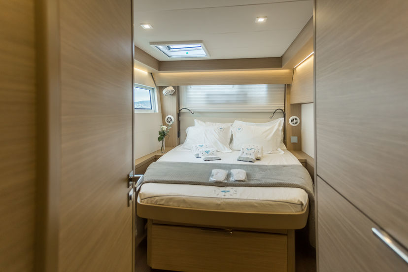 Lagoon 51 JEWEL