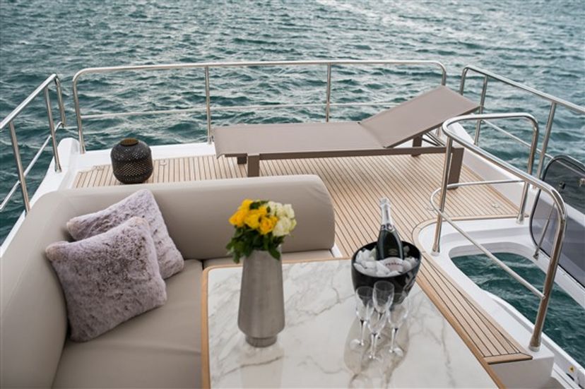 Azimut 55 MAWI
