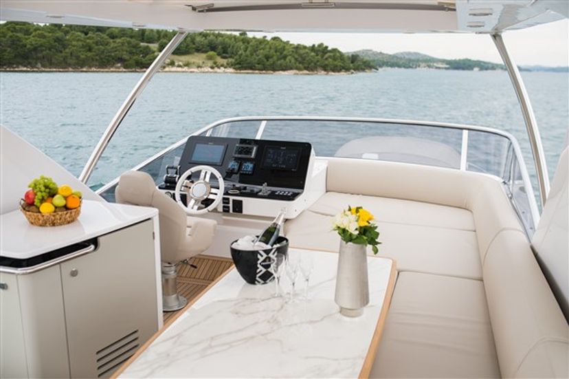 Azimut 55 MAWI