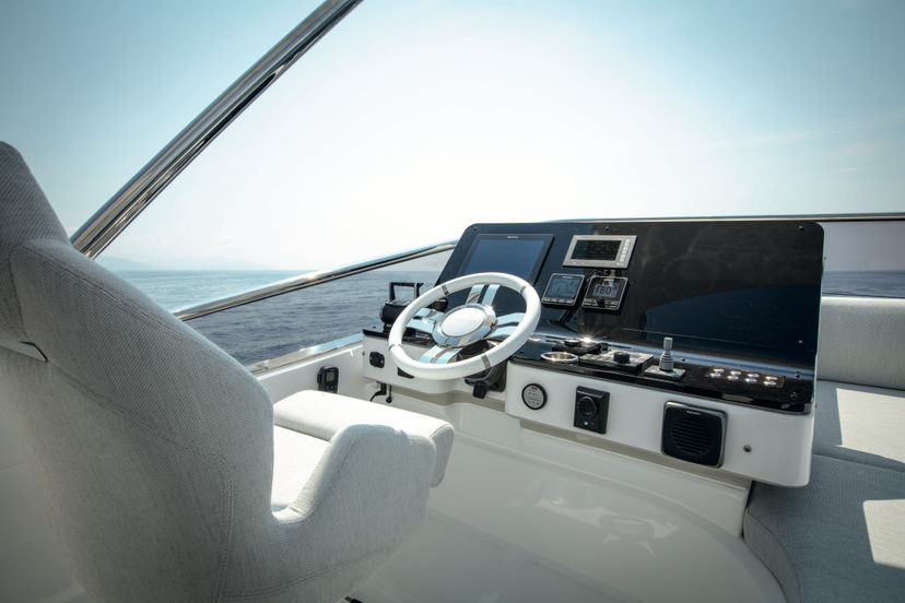 Azimut 55 MAWI