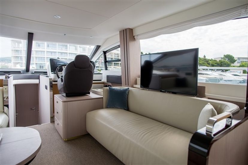 Azimut 55 MAWI