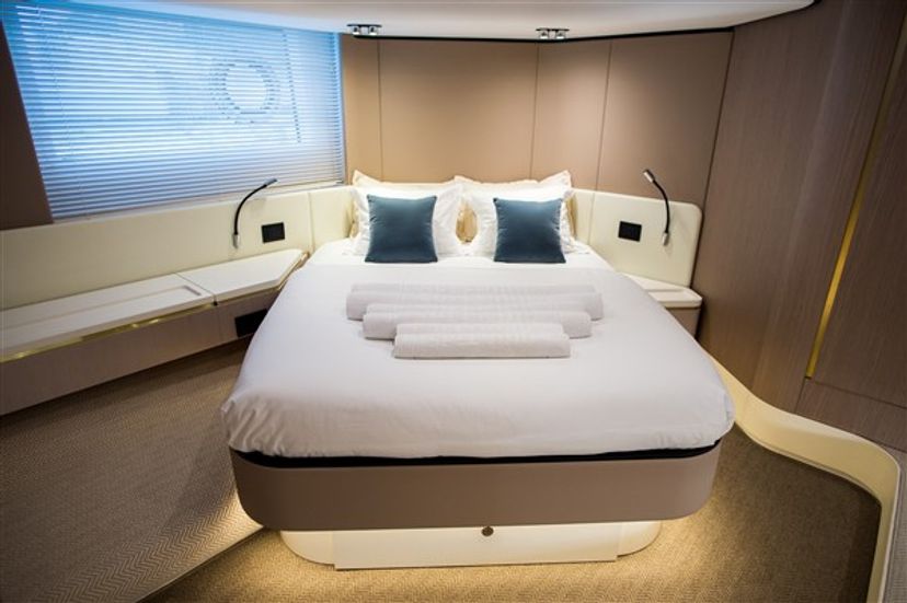 Azimut 55 MAWI