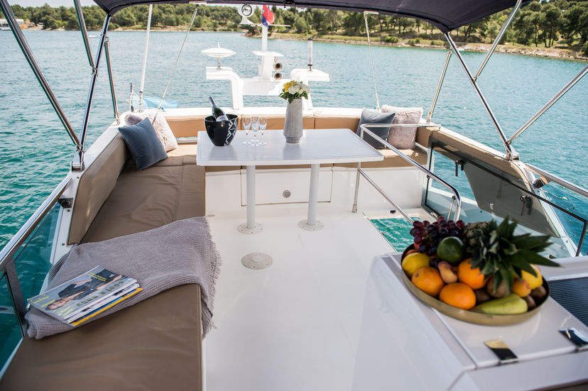 Fairline Boats 42 Solitaire