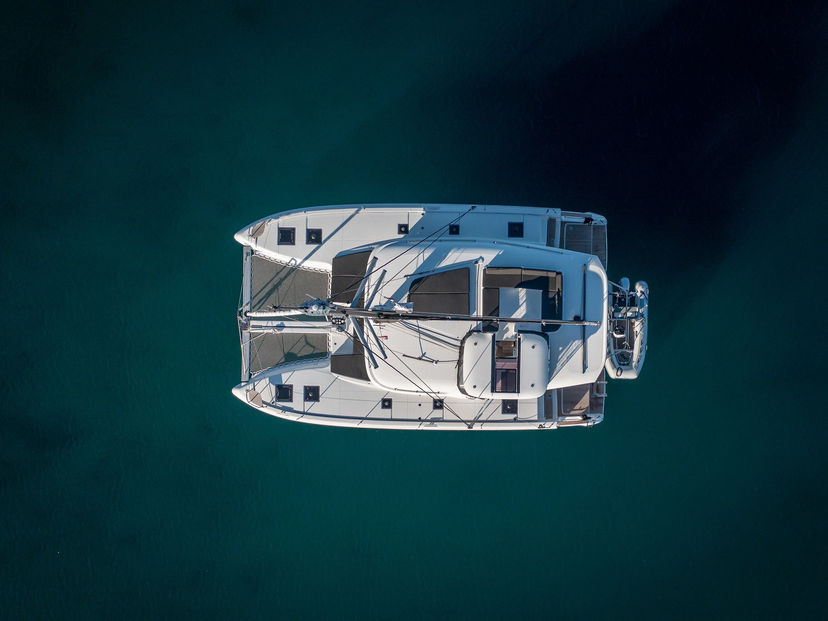 Lagoon 43 Dona