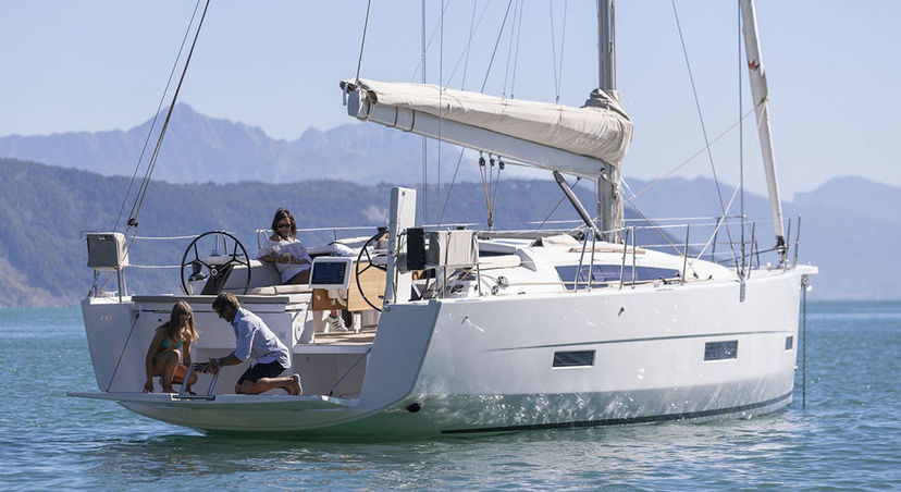 Dufour Yachts 43 TRINITY