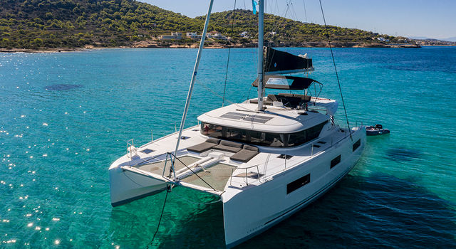 Lagoon 46 Kaizen - Green Wave