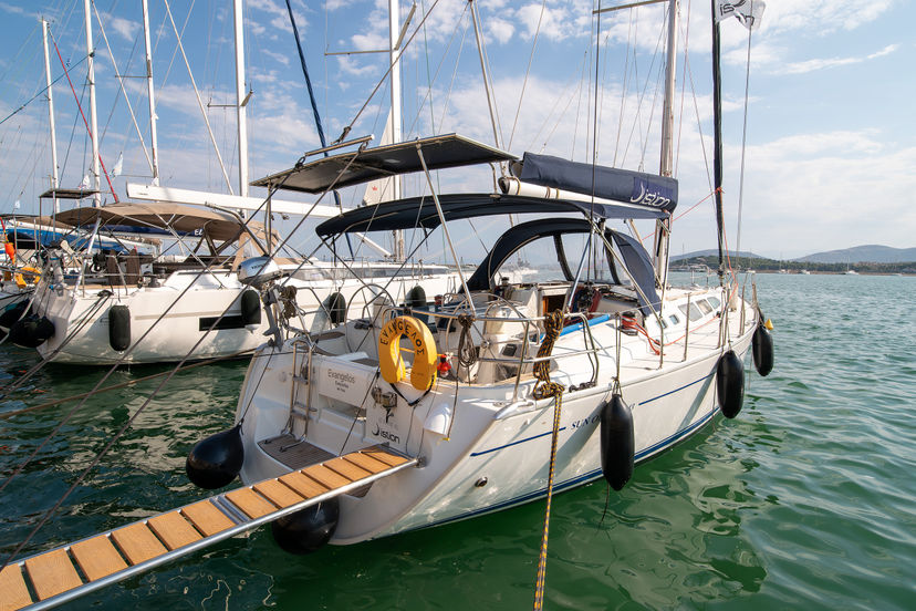 Jeanneau 43 Evangelos