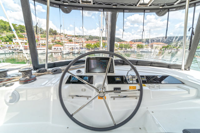Lagoon 46 White Pearl