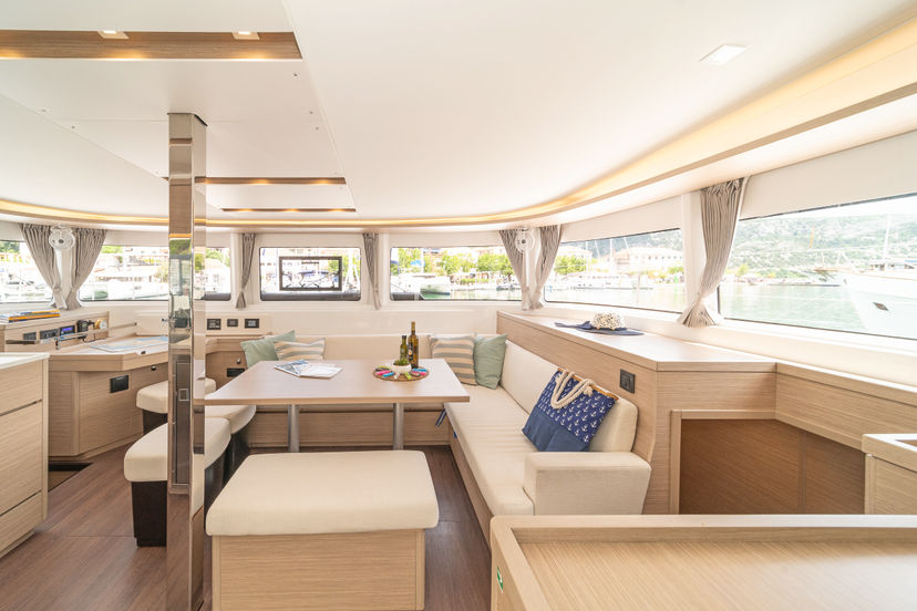 Lagoon 46 White Pearl