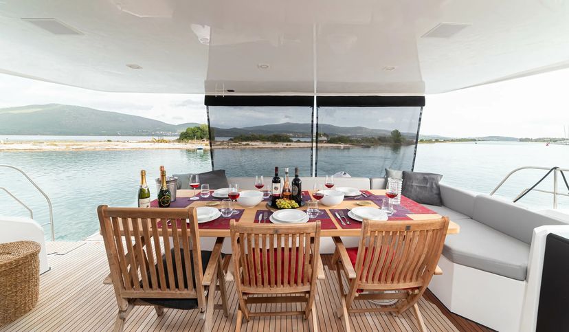 Aventura Catamarans 50 Kamchatka