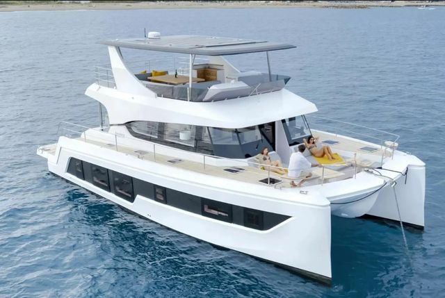 Aventura Catamarans 50 Kamchatka
