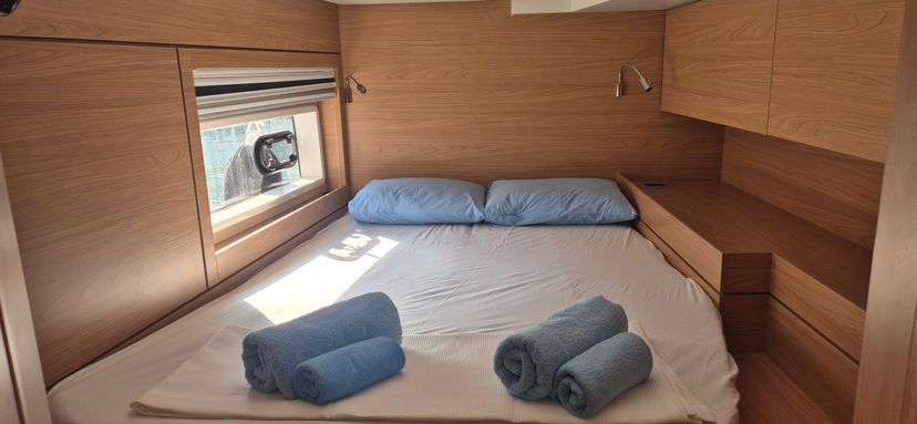 Bali Catamarans 4.6 Royal Salute