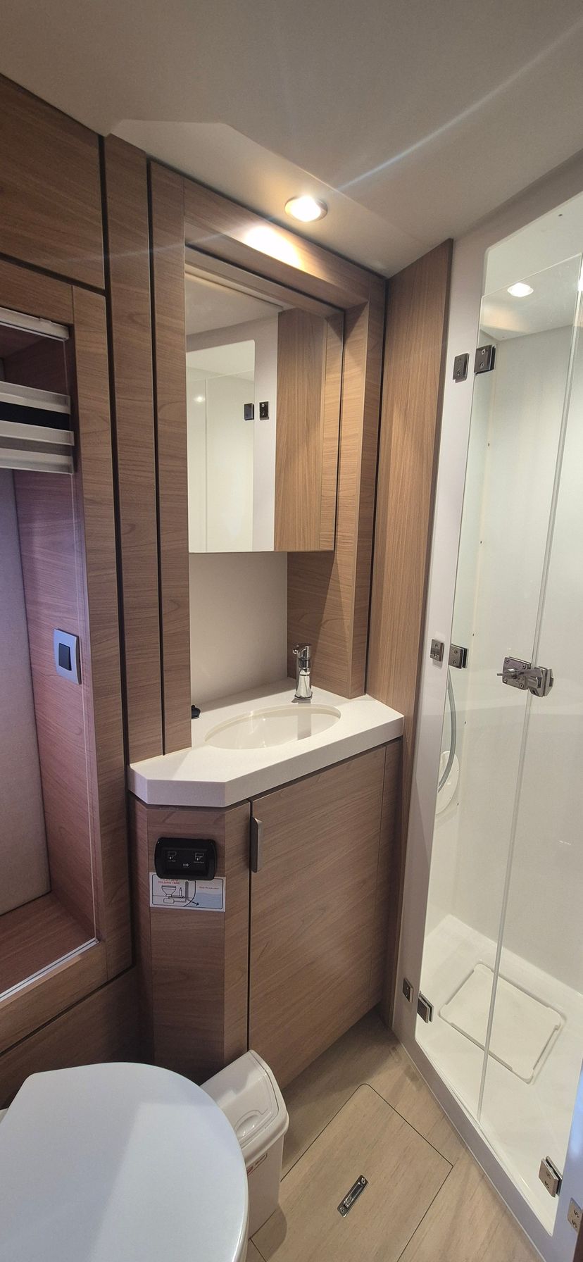 Bali Catamarans 4.6 Royal Salute