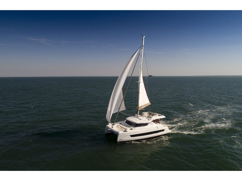 Bali Catamarans CATSPACE Hermes