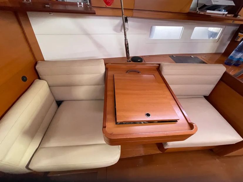 Dufour Yachts GRAND FREEDOM