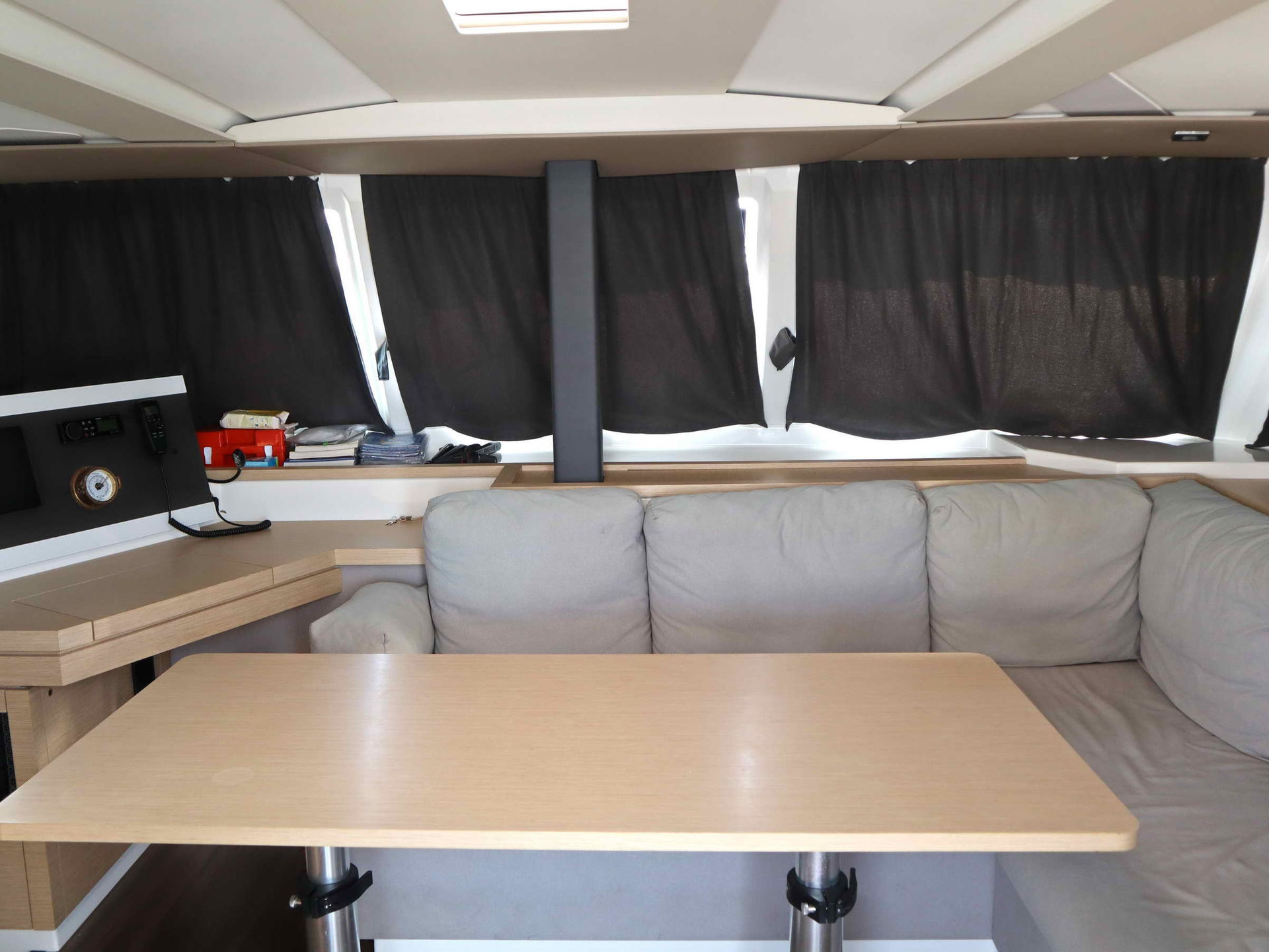 7478448300000100171_Alisa_interior.jpg