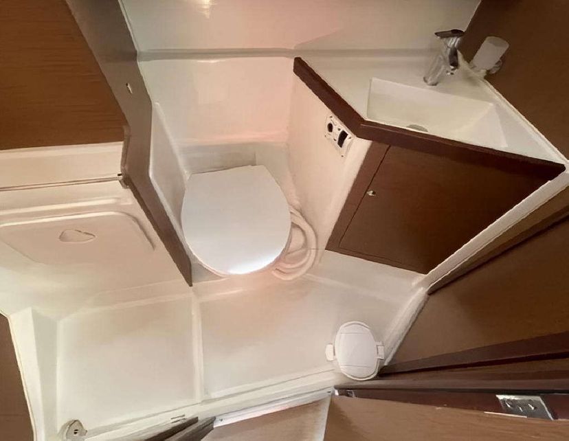 Beneteau 40 ALMA LIBRE VII