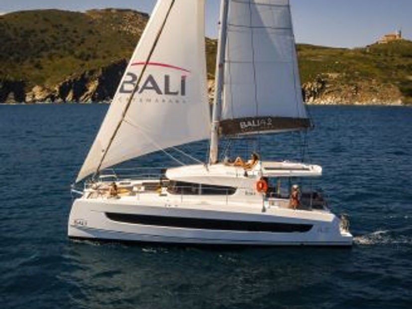 Bali Catamarans 4.2 Kebifor