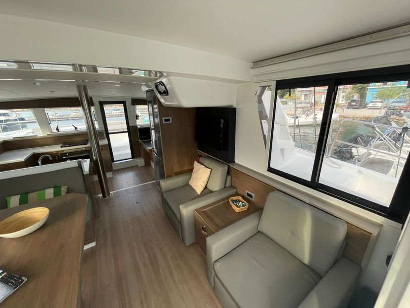 Bali Catamarans 4.2 Kebifor