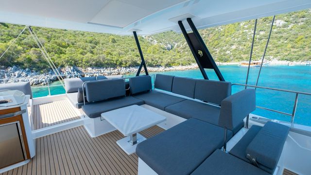 Fountaine Pajot ALEGRIA 67 Mus 3