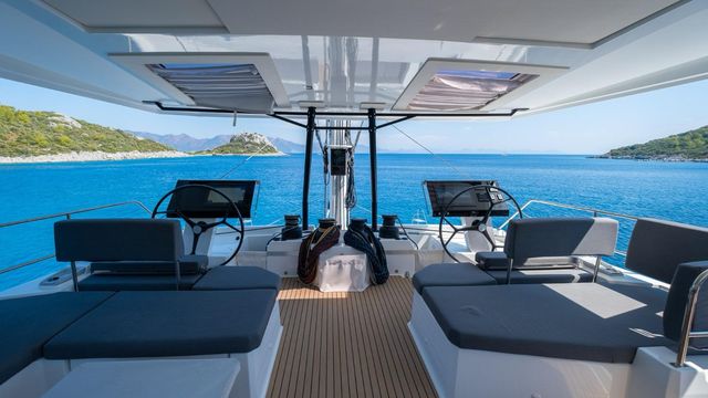 Fountaine Pajot ALEGRIA 67 Mus 3