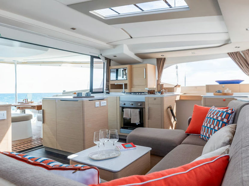 Fountaine Pajot 44 Simba