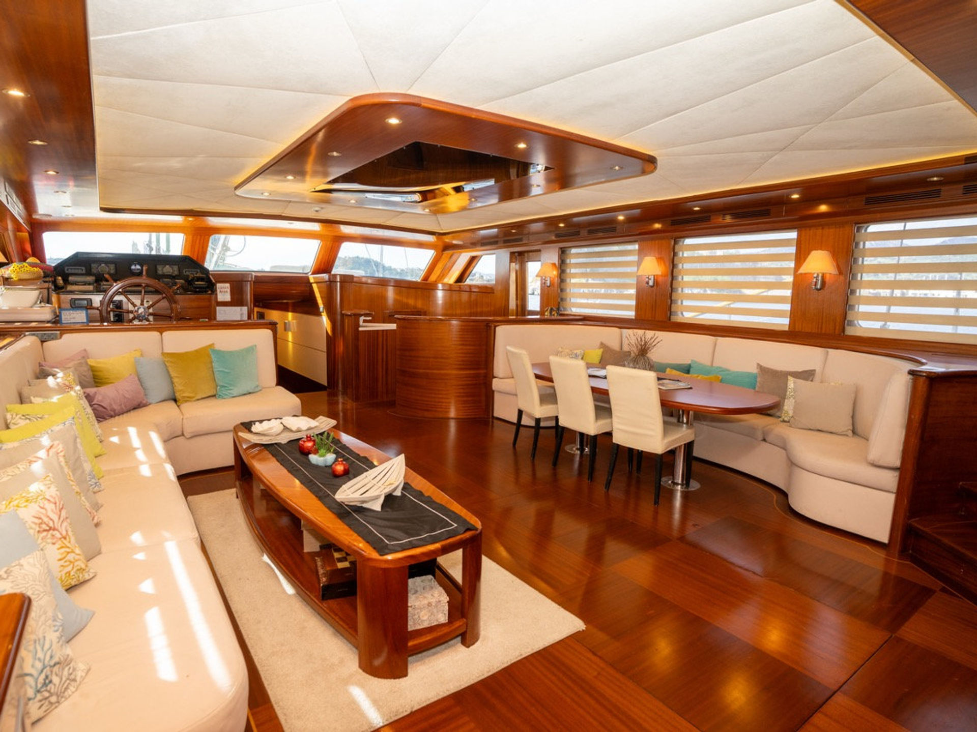 7550365690000101682_Carpediem_5_interior.jpg