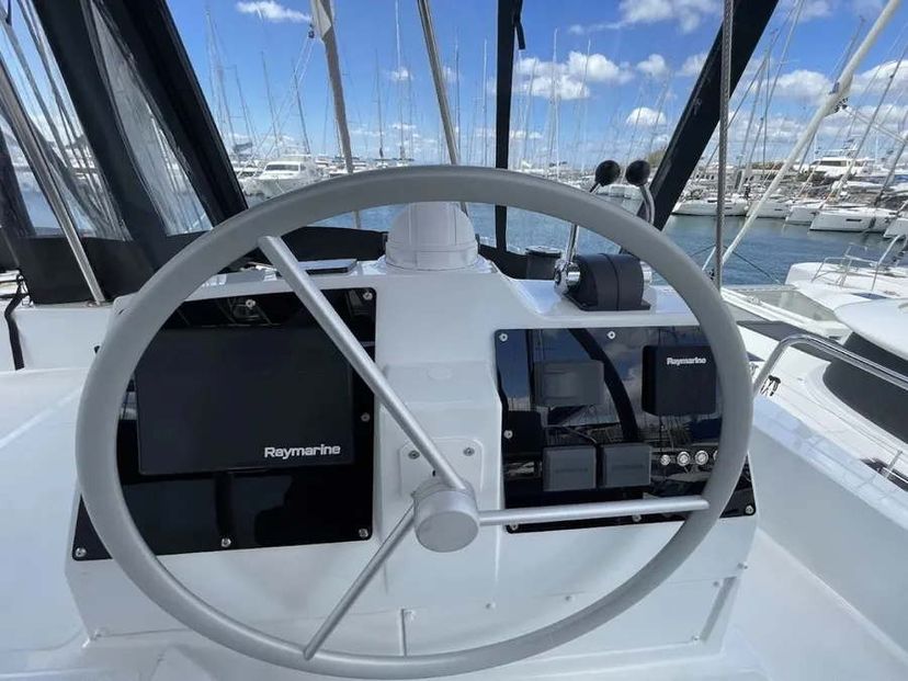 Bali Catamarans 4.8  SEA PEARL