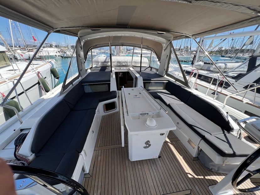 Beneteau OCEANIS 51.1 Shine