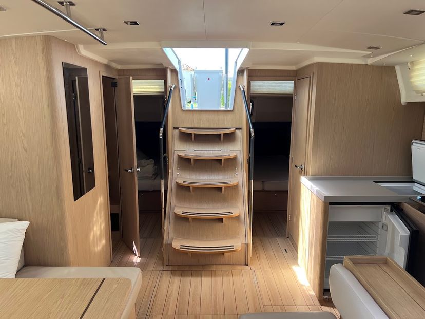 Beneteau OCEANIS 51.1 Shine