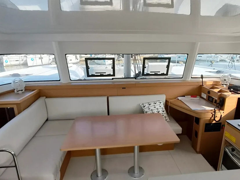 Excess Catamarans EX GINGER FIZZ V