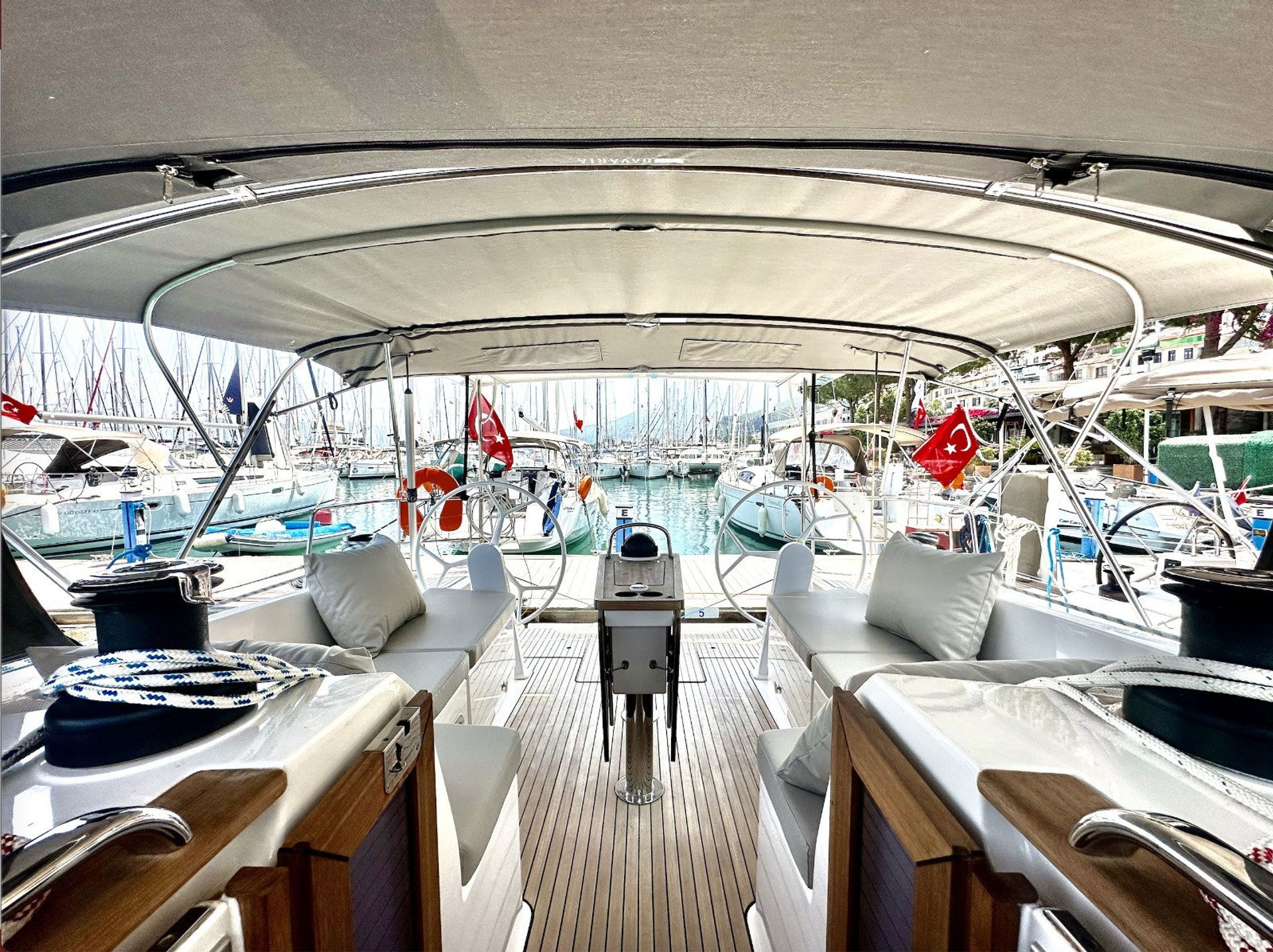 7622489680000105461_Sail_Monde_ext_2.jpg