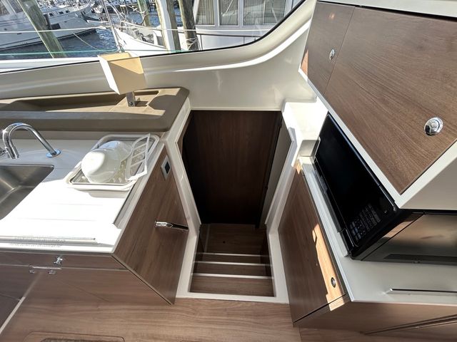 Bali Catamarans CATSPACE Waters Edge