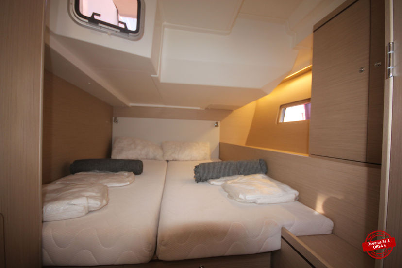 Beneteau OCEANIS 51.1 ORSA 4 - Water maker, Solar Panel