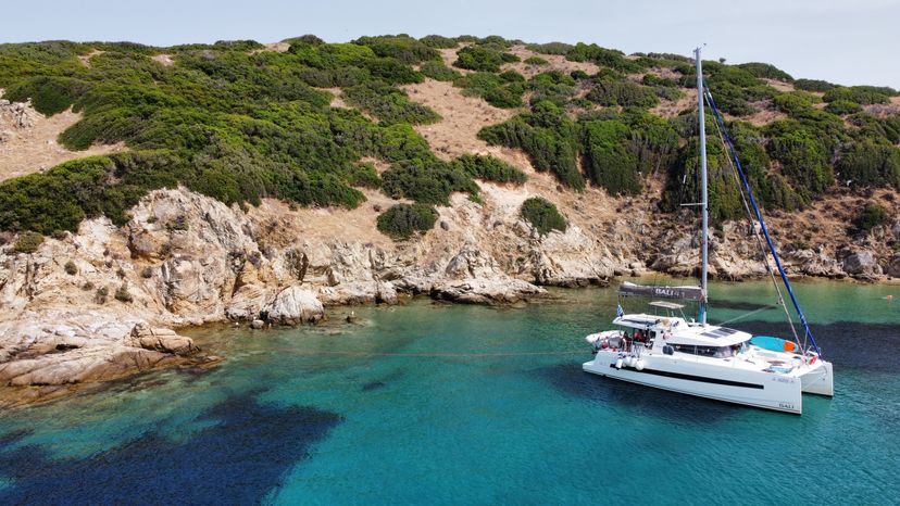 Bali Catamarans 4.1 Iris