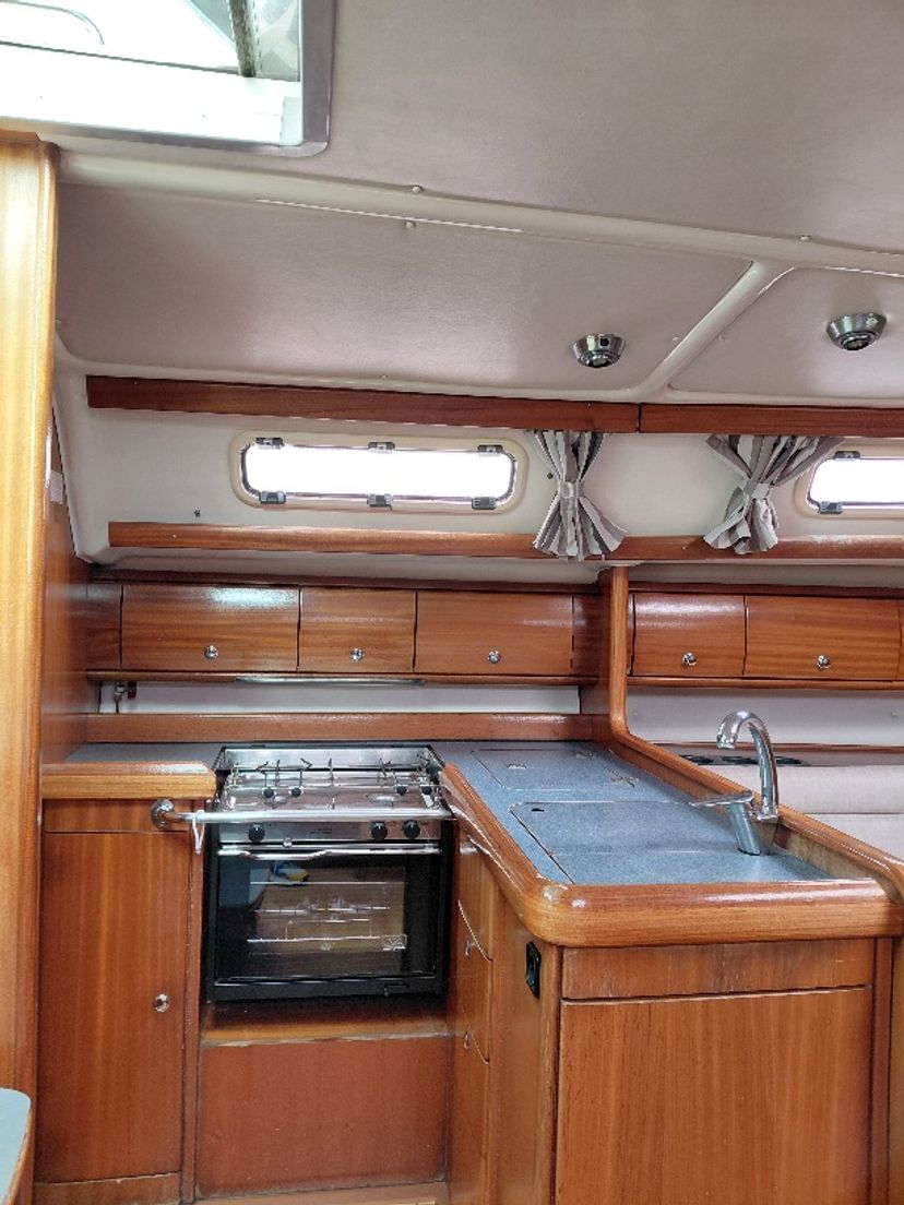 Bavaria Yachtbau 36 KONSTANTINOS 