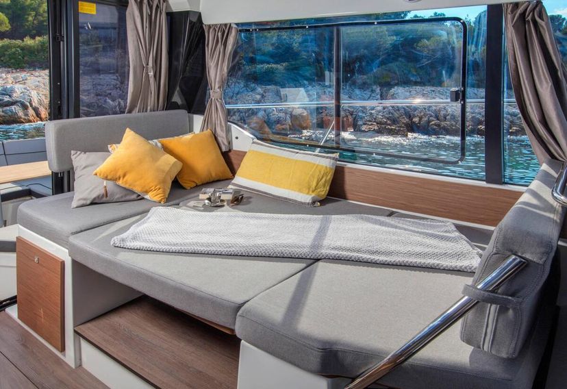 Jeanneau MERRY FISHER 1095 Blue Horizon